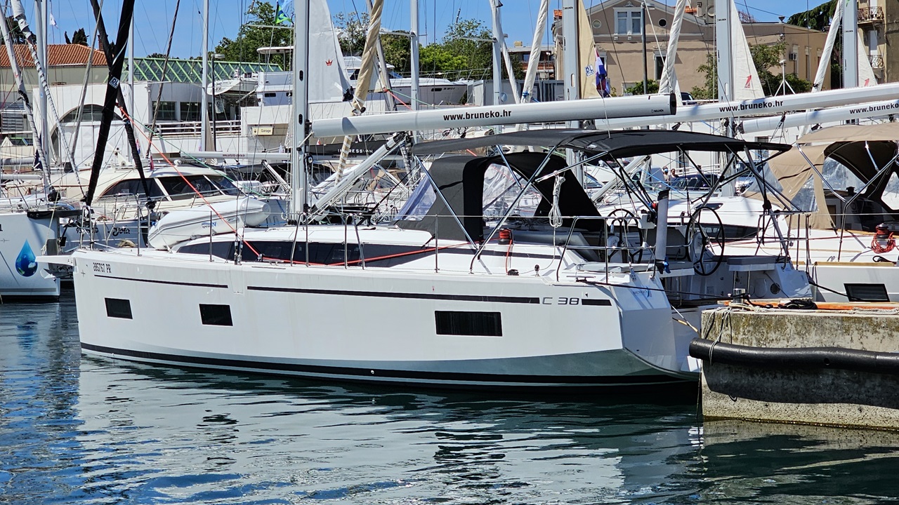 Bavaria C38 Euphoria, Foto 3