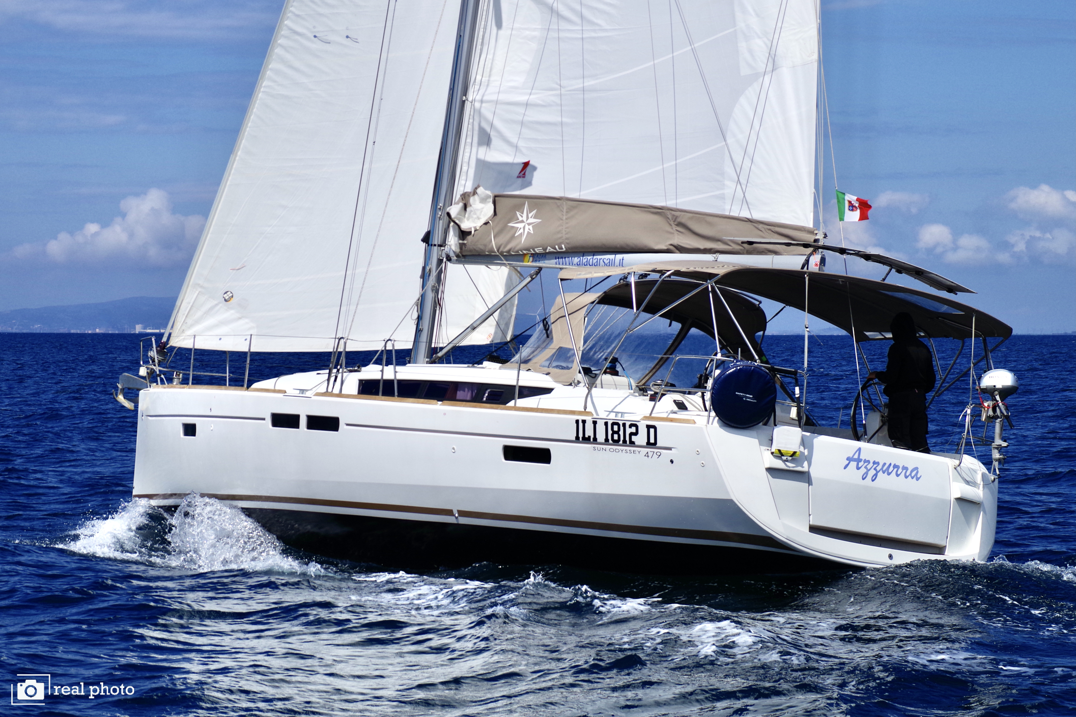 Sun Odyssey 479 (4cab/4wc) „Azzurra“ als Charteryacht