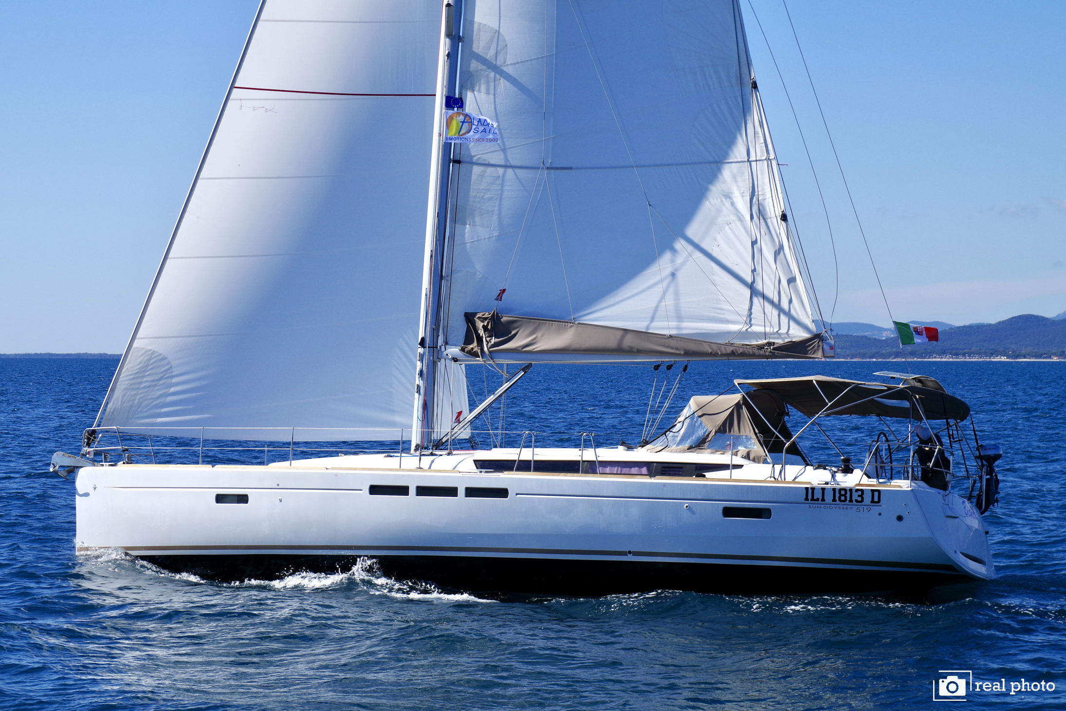 Sun Odyssey 519 (5cab/3wc) „Bianca“ als Charteryacht
