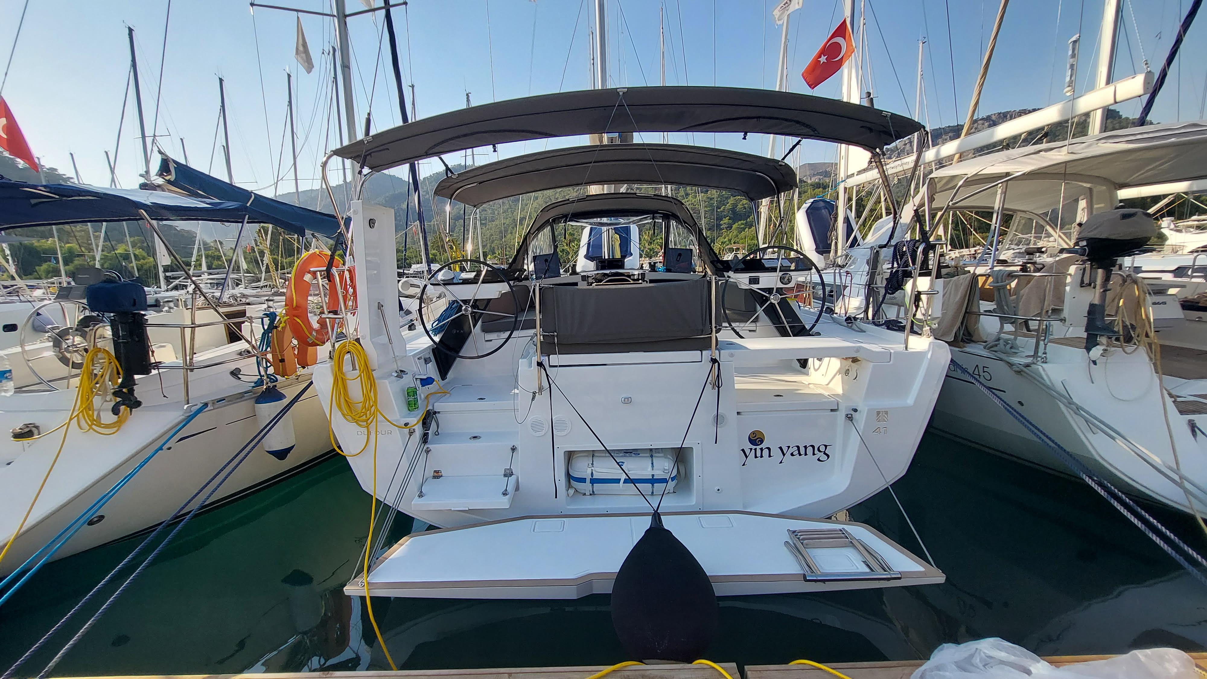 Dufour 41 „Yin Yang“ als Charteryacht