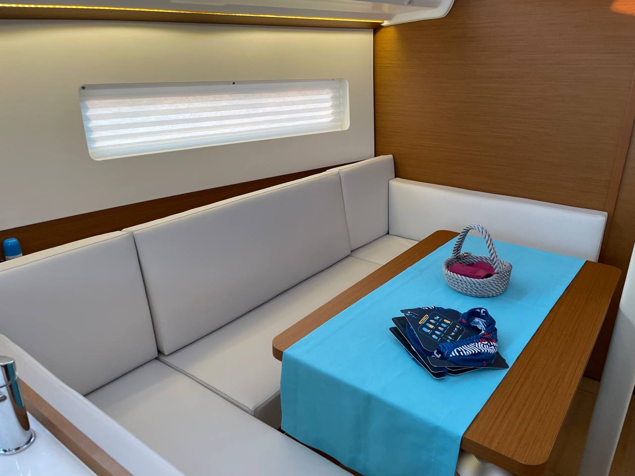 Sun Odyssey 380, Foto 5