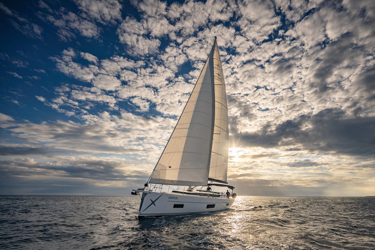 Bavaria C45 „Aria“ als Charteryacht