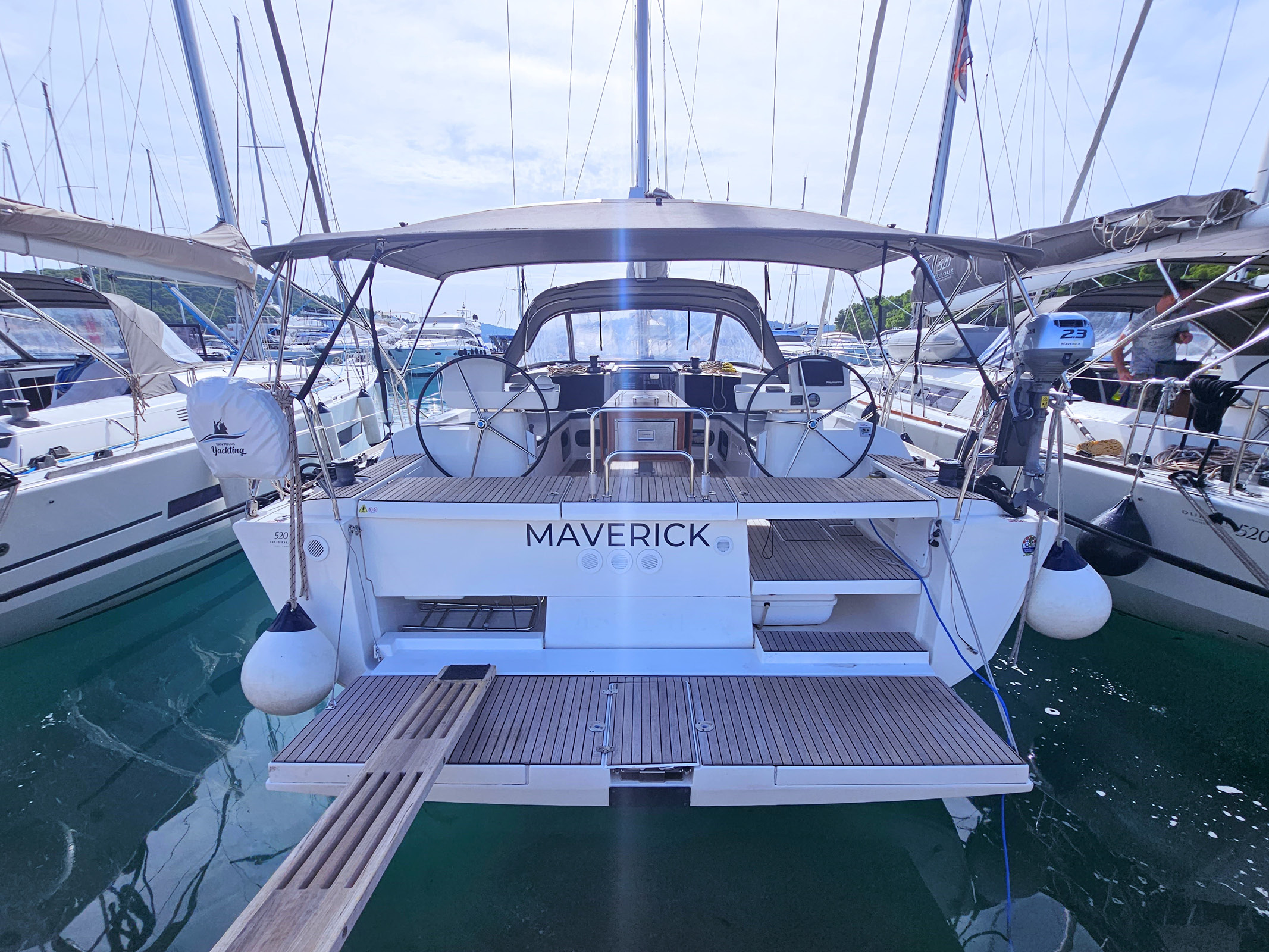 Dufour 520 Grand Large „Maverick“ als Charteryacht