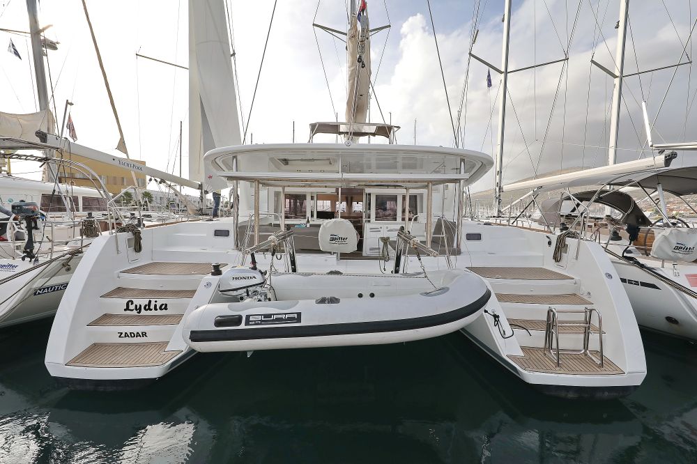 Lagoon 450 F (4+2cab) „Lydia“ als Charteryacht