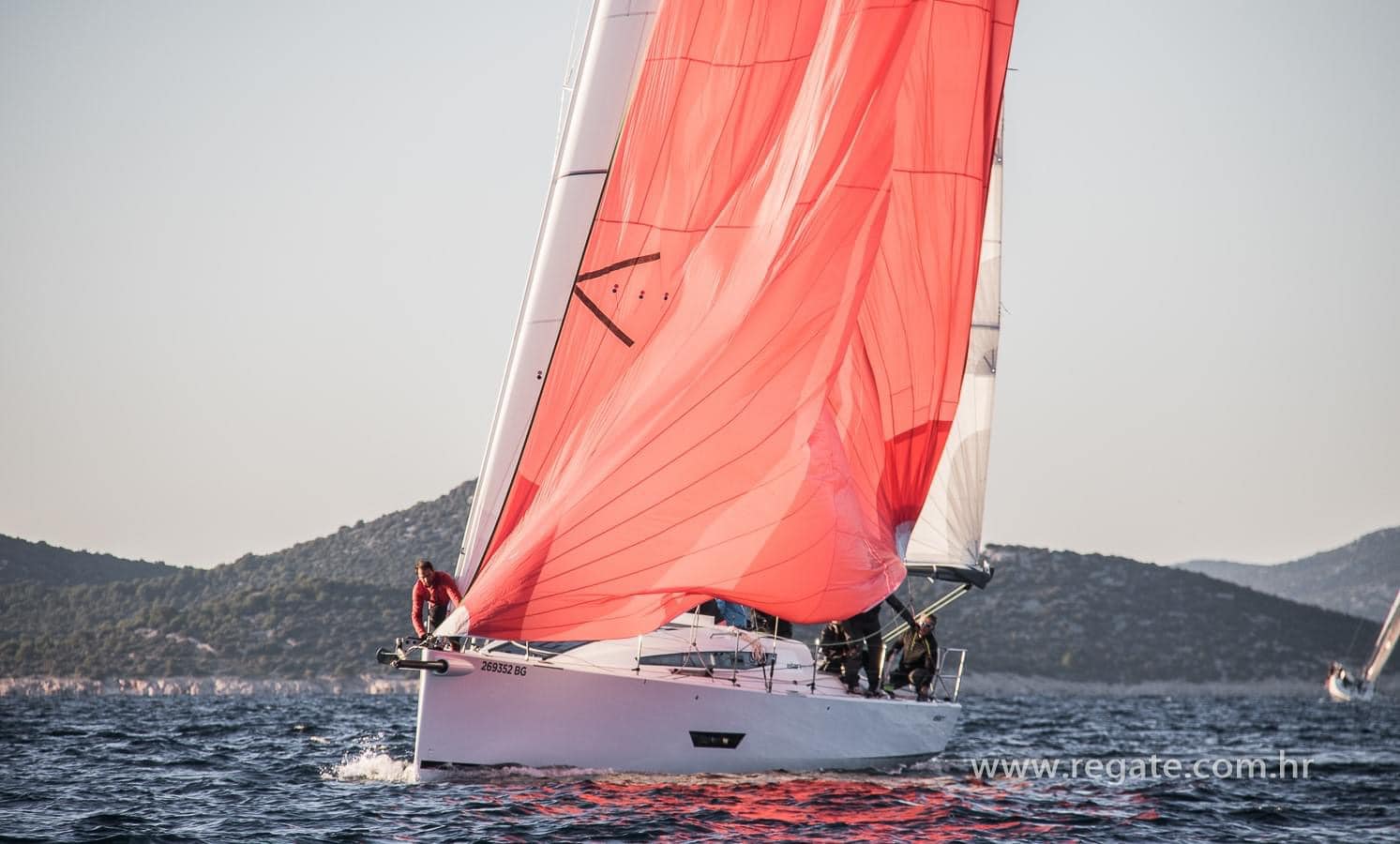 Elan E5 Elaya, Foto 3
