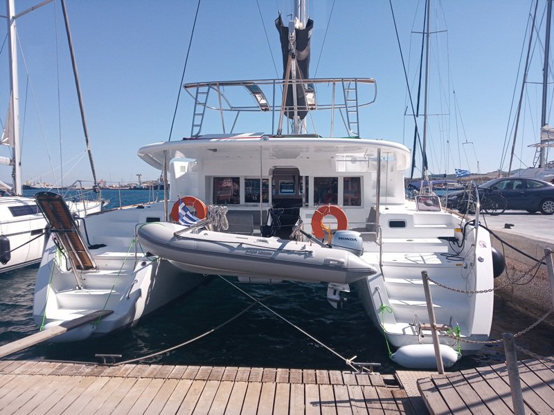 Lagoon 450 F (4+2cab) „Golden Dream“ als Charteryacht