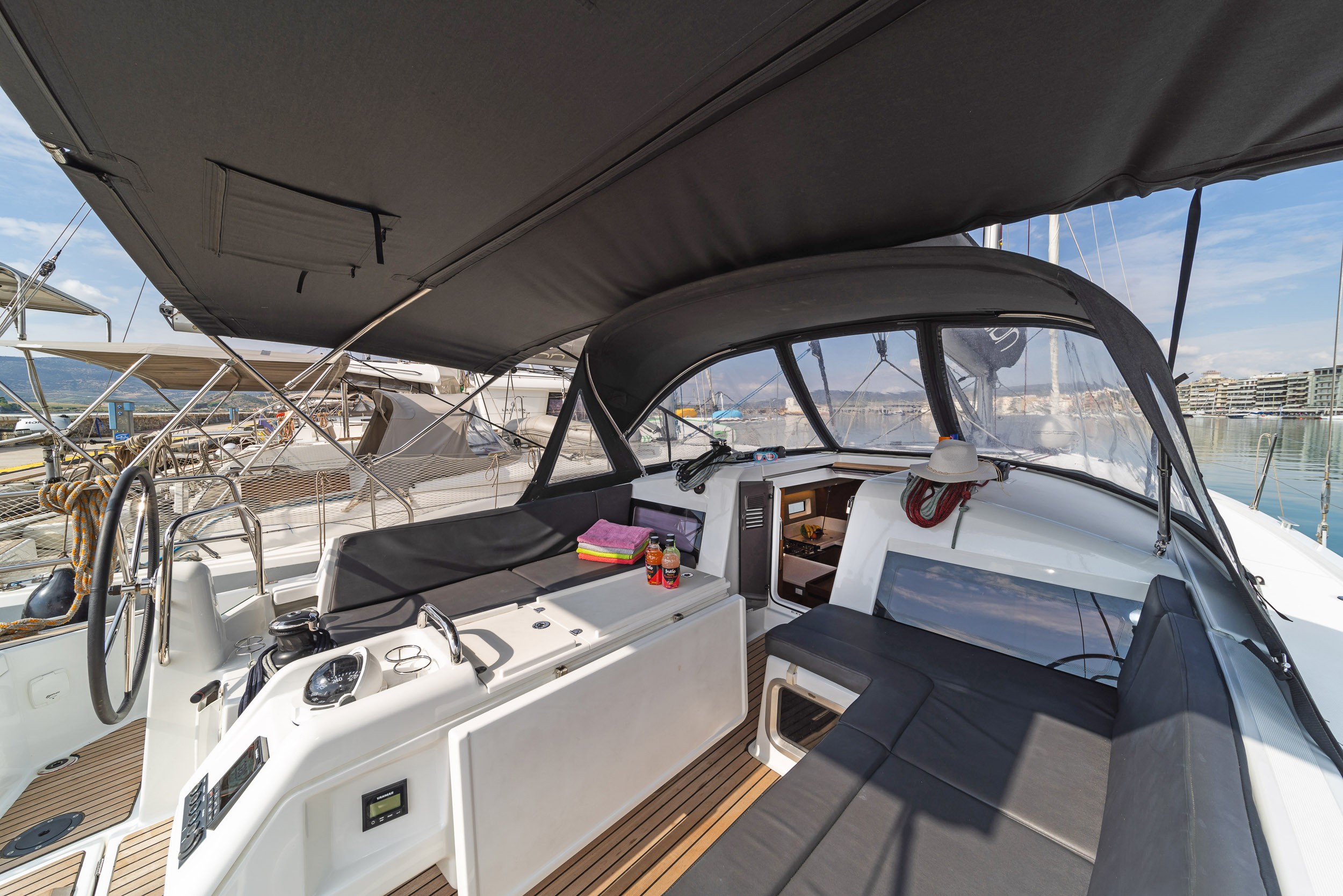 Sun Odyssey 440 Esperos, Foto 4