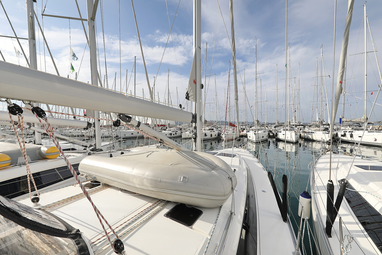 Bavaria Cruiser 46 Neo Star V, Foto 3