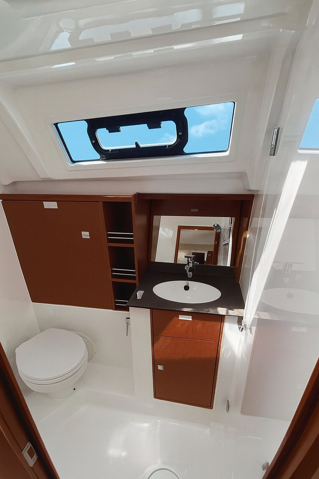 Bavaria Cruiser 41 Bintan, Foto 3