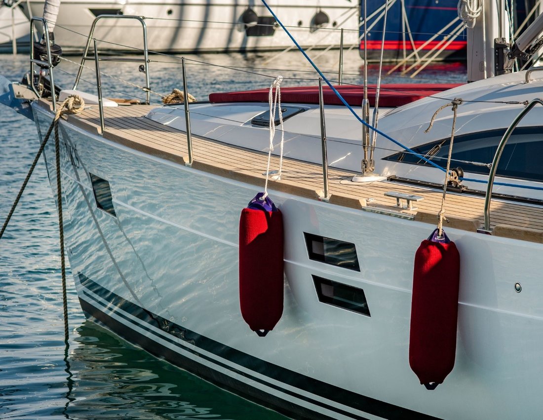 Elan Impression 45.1 (4cab) „Sax III“ als Charteryacht