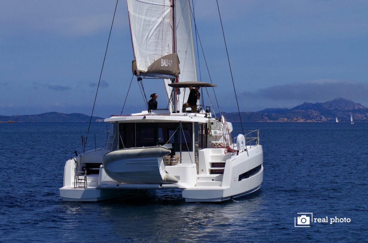 Bali 4.1 (4+2cab/4wc) „Enya“ als Charteryacht