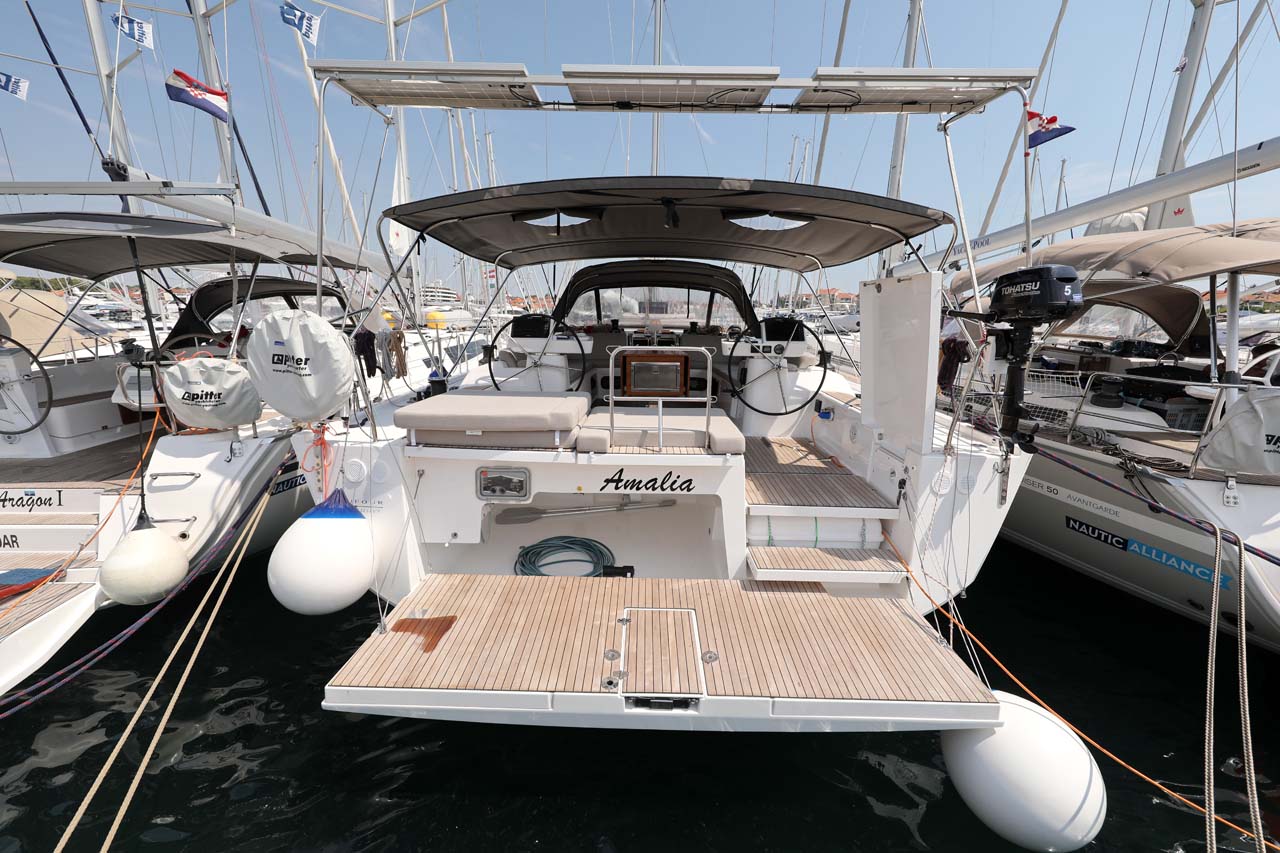 Dufour 56 exclusive (5+1 Cab) „Amalia“ als Charteryacht