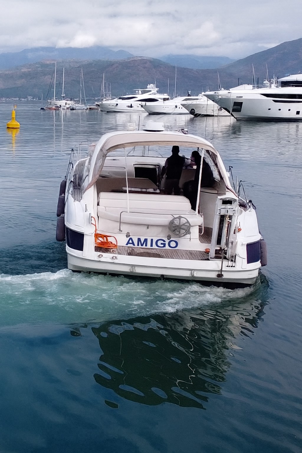BMB 37 Sport „Amigo“ als Charteryacht
