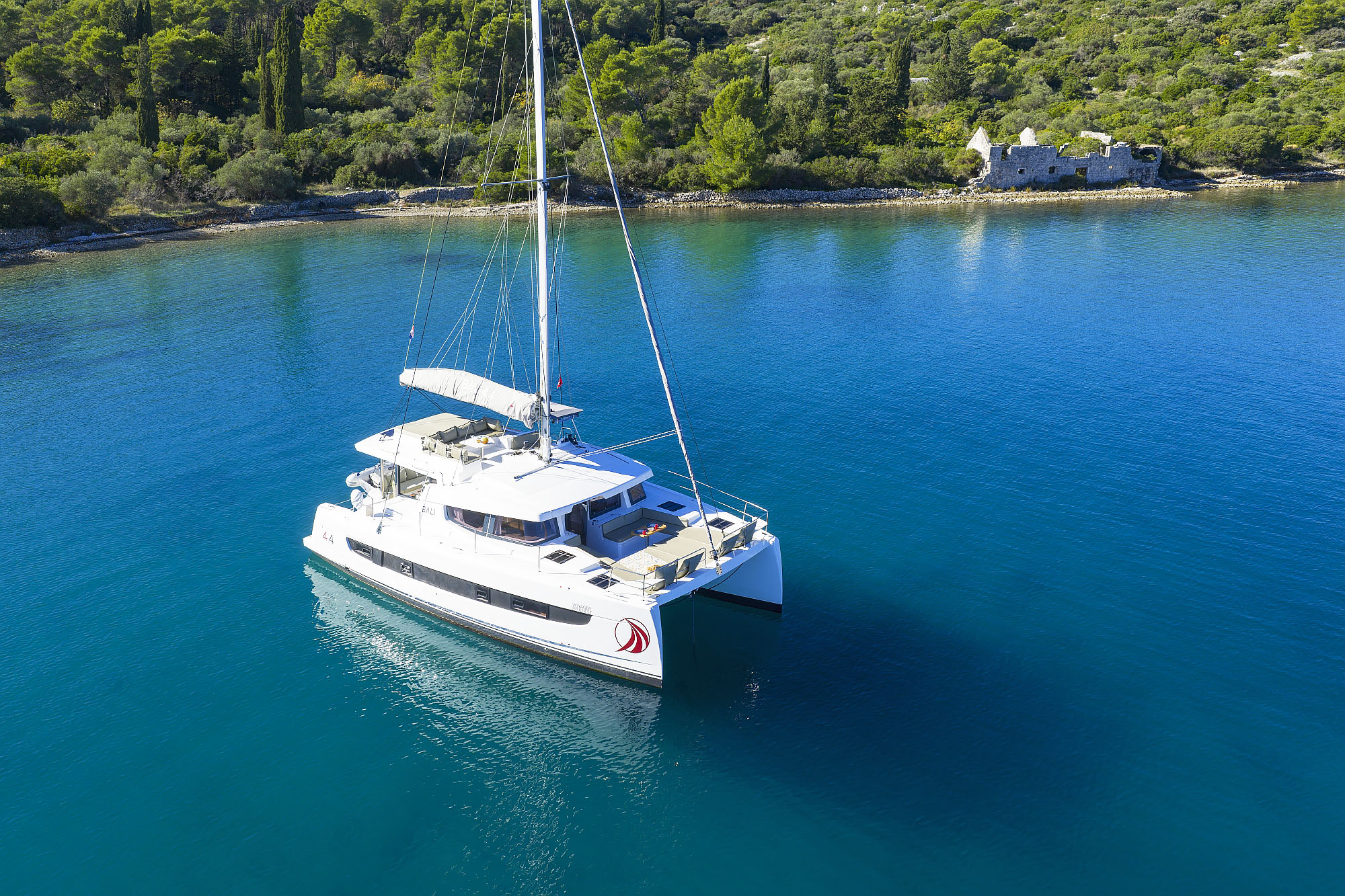 Bali 4.4 „Voyager“ als Charteryacht