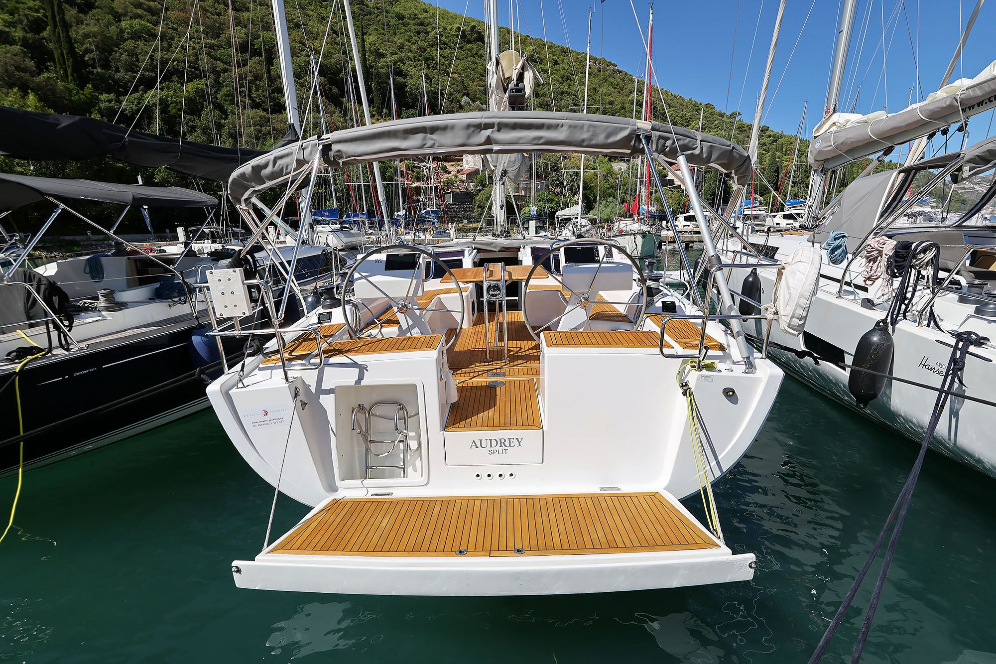 Hanse 455 (4cab/2wc) „Audrey“ als Charteryacht