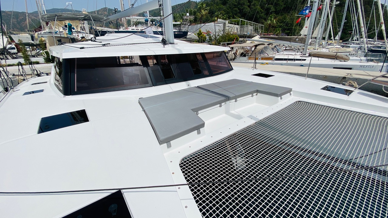 Astréa 42 Capella 1, Foto 4