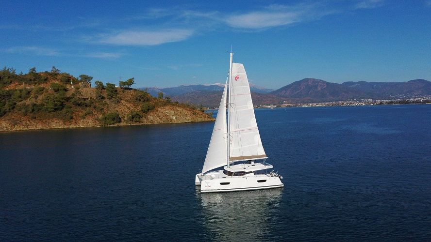 Astréa 42 Reina, Foto 3