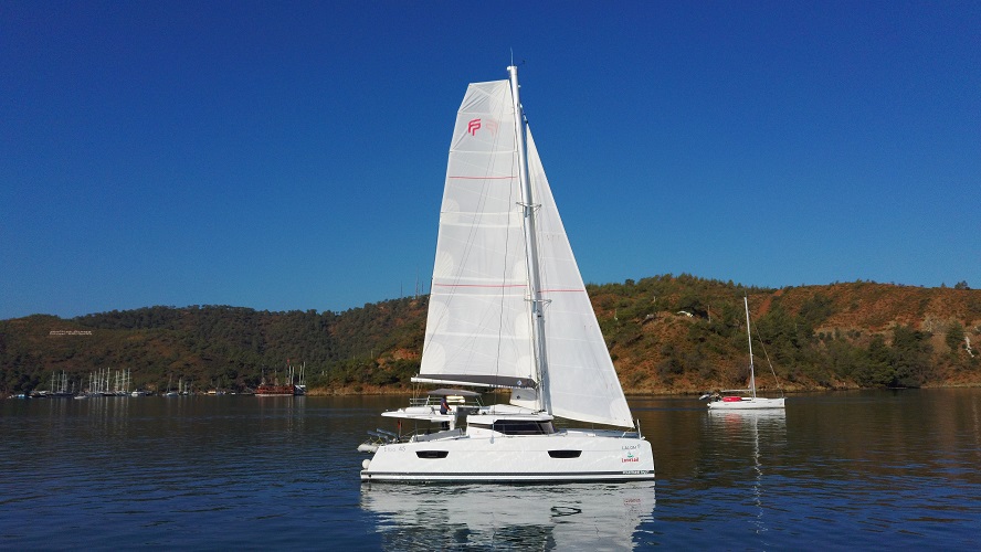 Fountaine Pajot Elba 45 „Lalom“ als Charteryacht