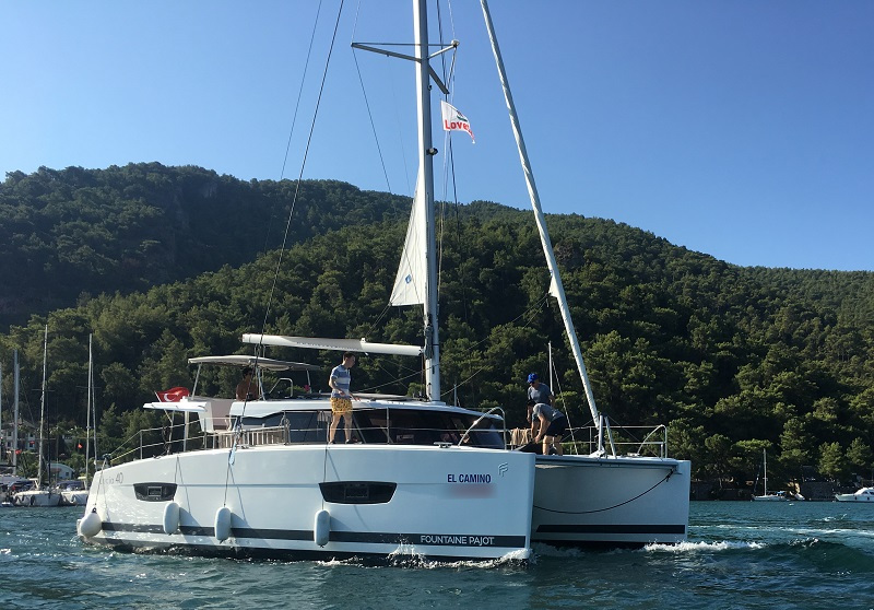 Lucia 40 (4+2 Cab) „El Camino“ als Charteryacht