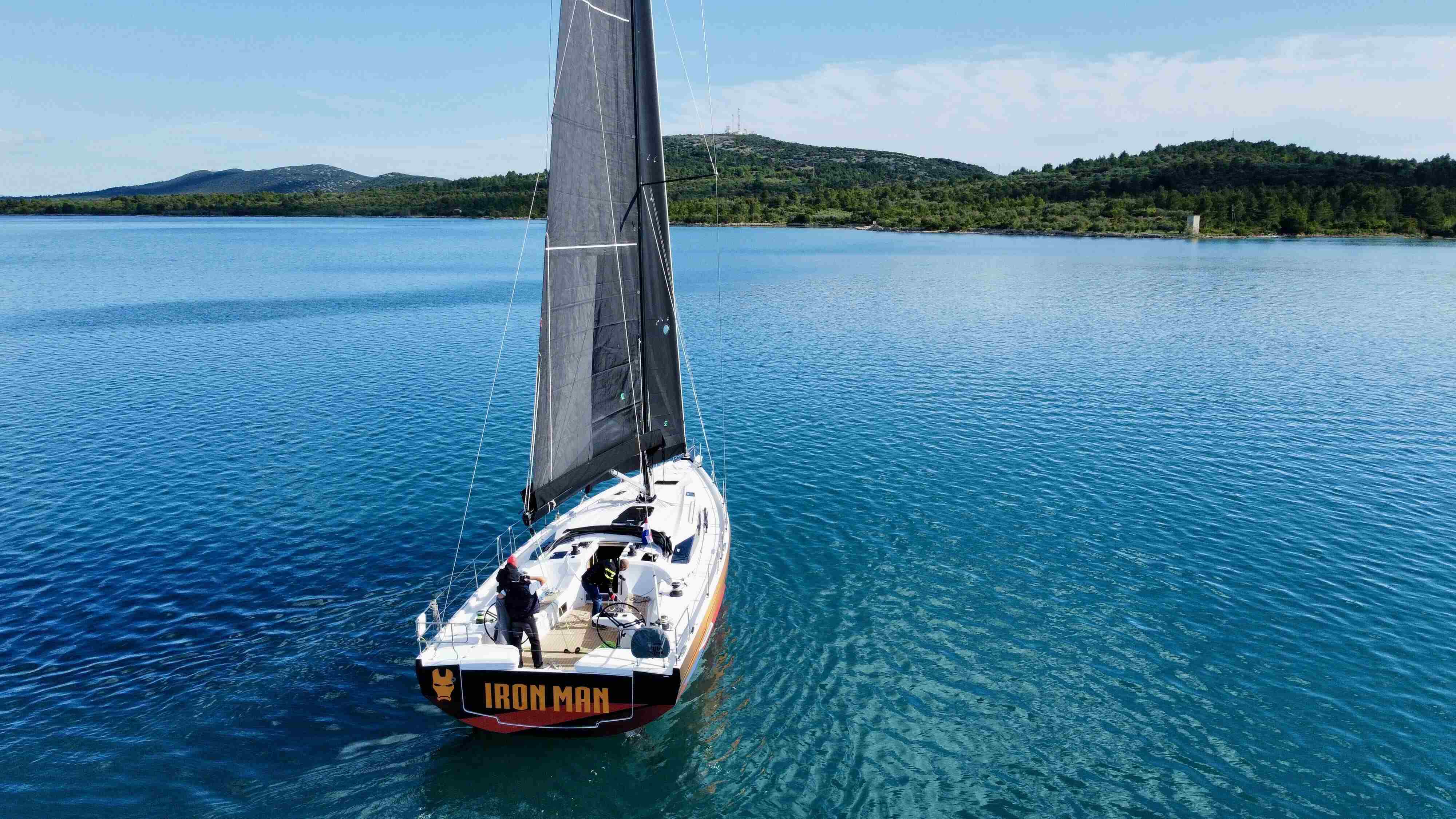 Elan E6 Iron Man, Foto 4