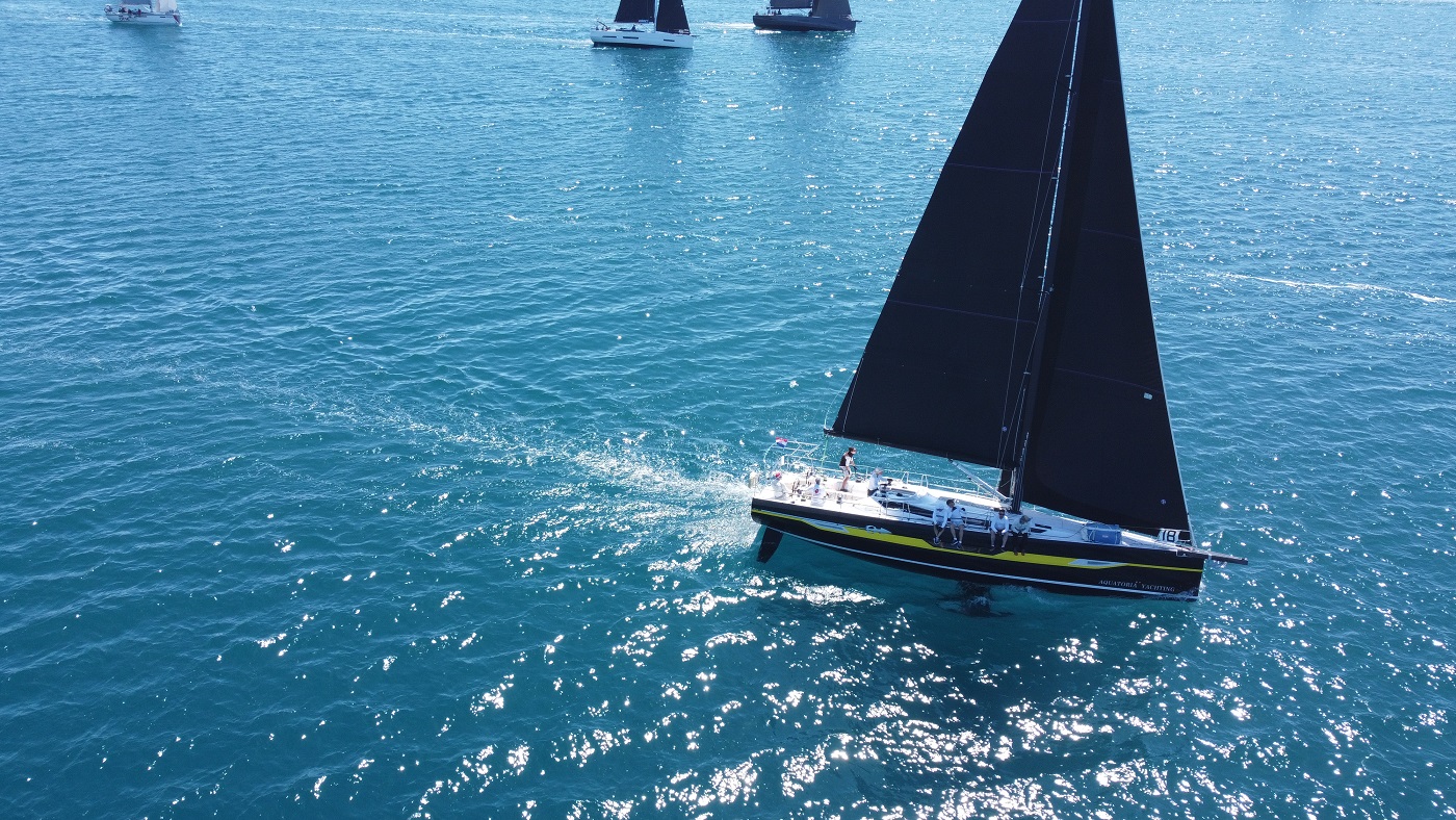 Elan E6 „Odin“ als Charteryacht