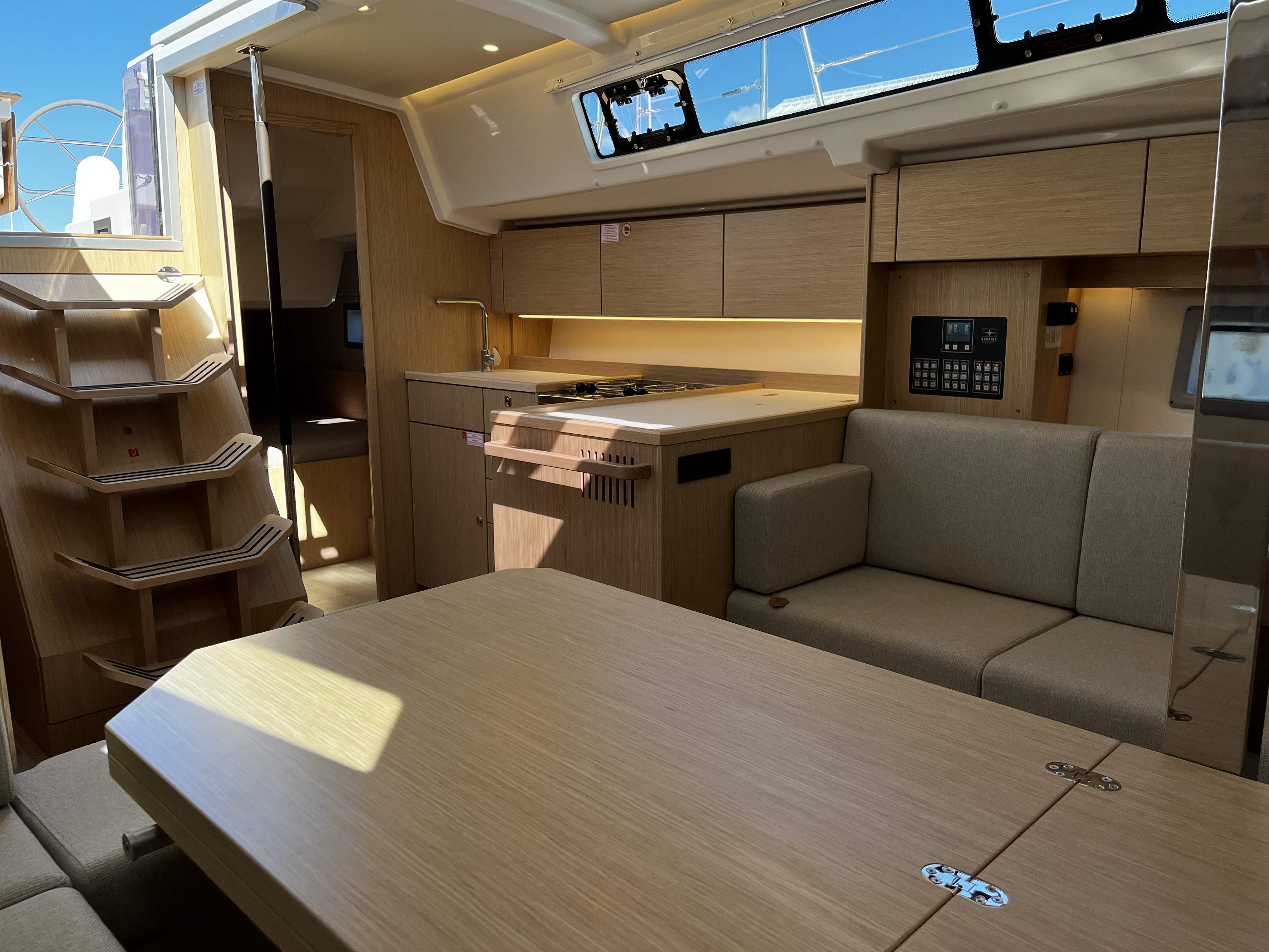 Bavaria C38 Babe, Foto 5