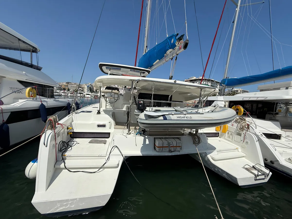 Lagoon 42 (4+2cab/4wc) „Orion“ als Charteryacht