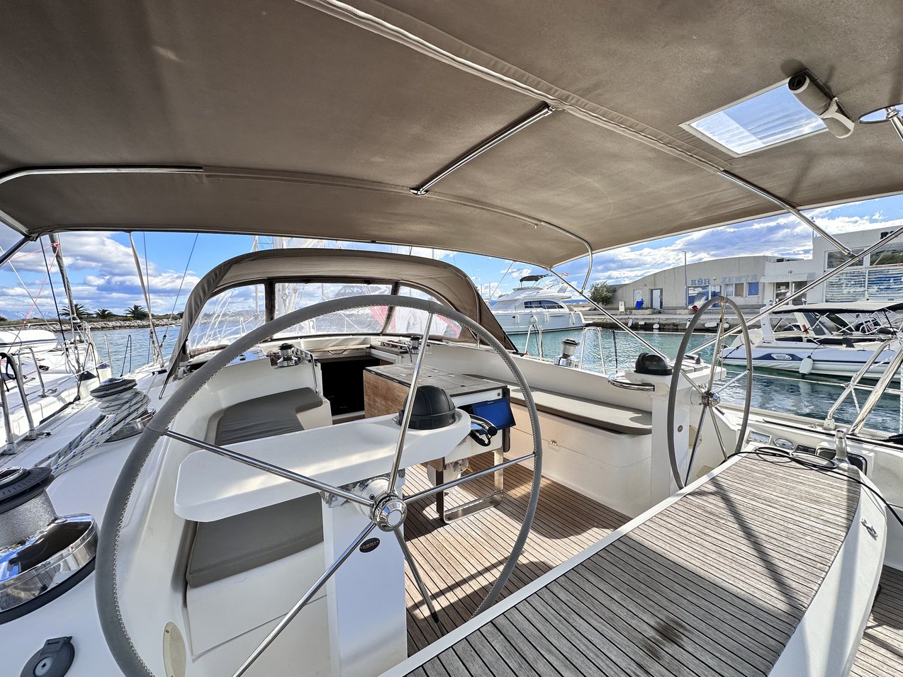 Bavaria Cruiser 55 „Heidrun“ als Charteryacht