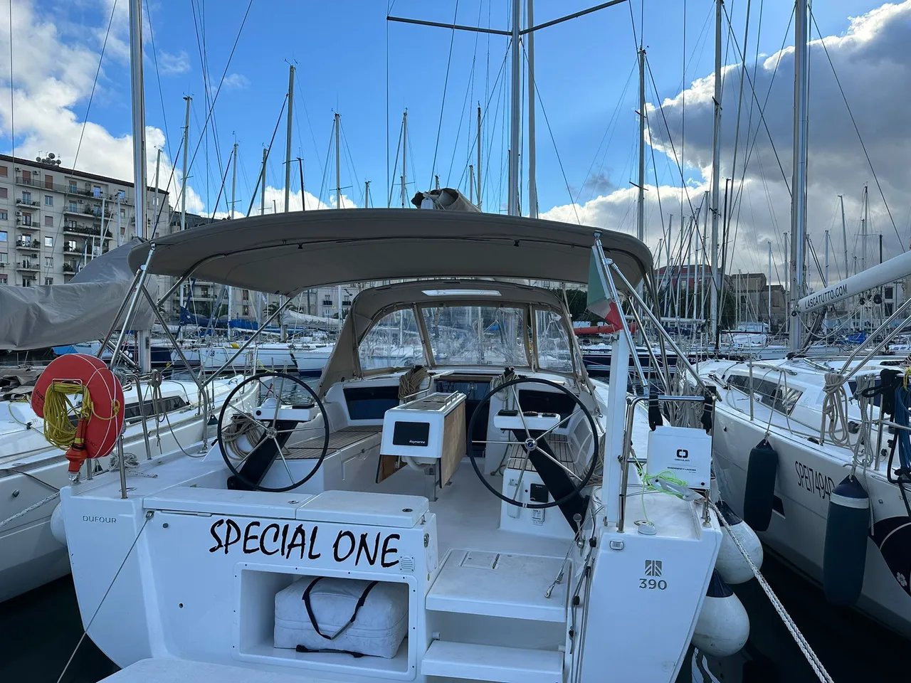 Dufour 390 Grand Large (3cab/2WC) „Special One“ als Charteryacht