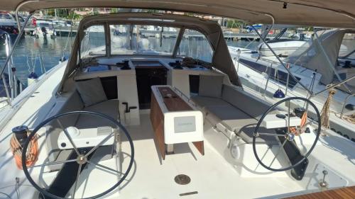 Dufour 430 Grand Large Ilio, Foto 2