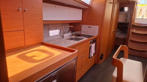 Dufour 430 Grand Large Ilio, Foto 4