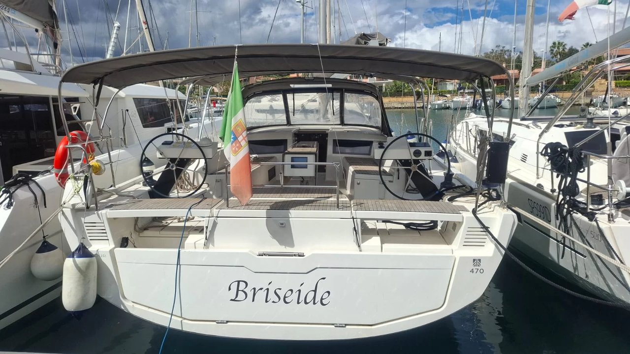 Dufour 470 (4+1cab/ 4 WC) „Briseide“ als Charteryacht