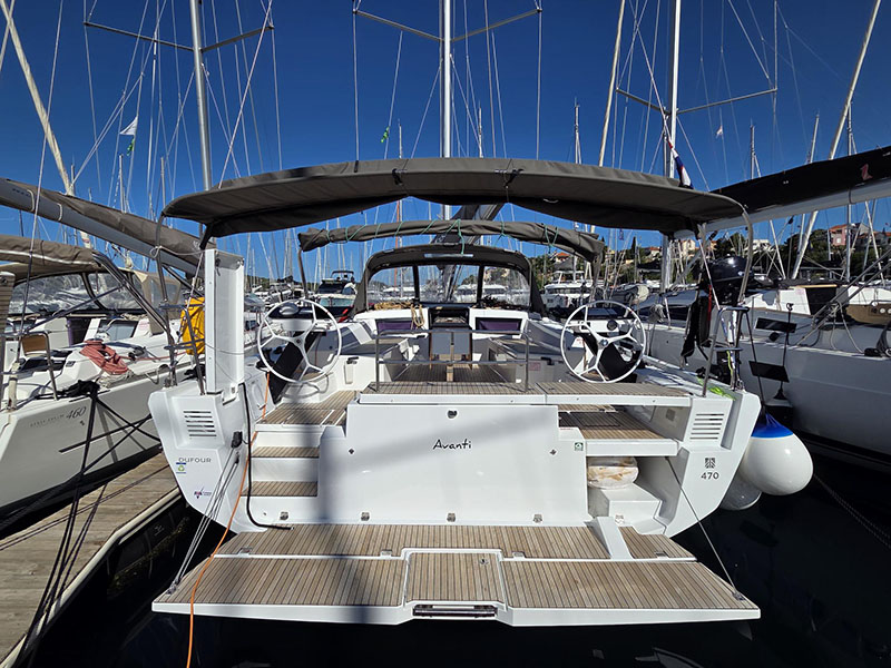 Dufour 470 Adelante