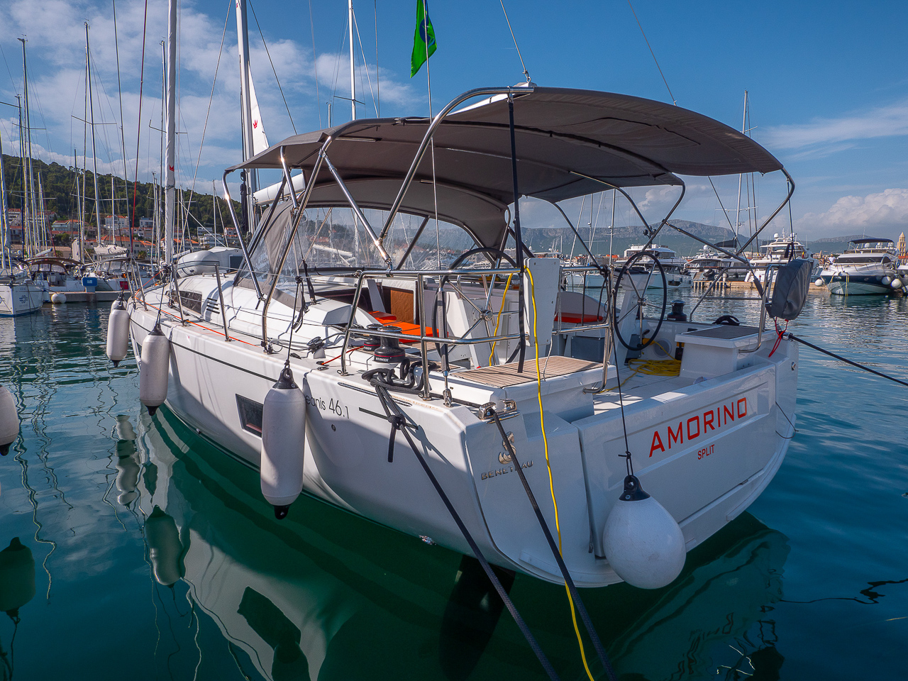 Oceanis 46.1 (5cab/3wc) „Amorino“ als Charteryacht