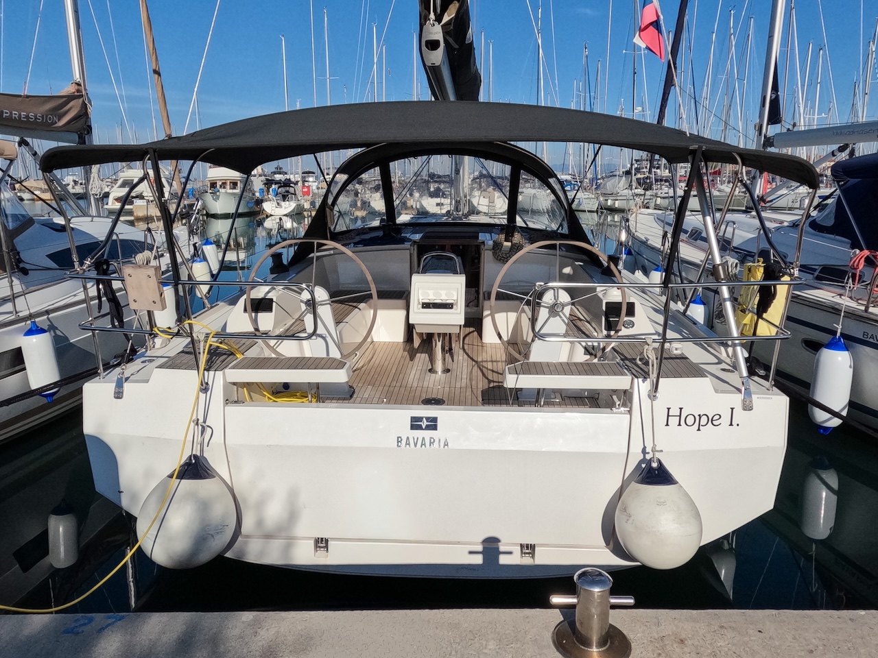Bavaria C42 „Hope I“ als Charteryacht