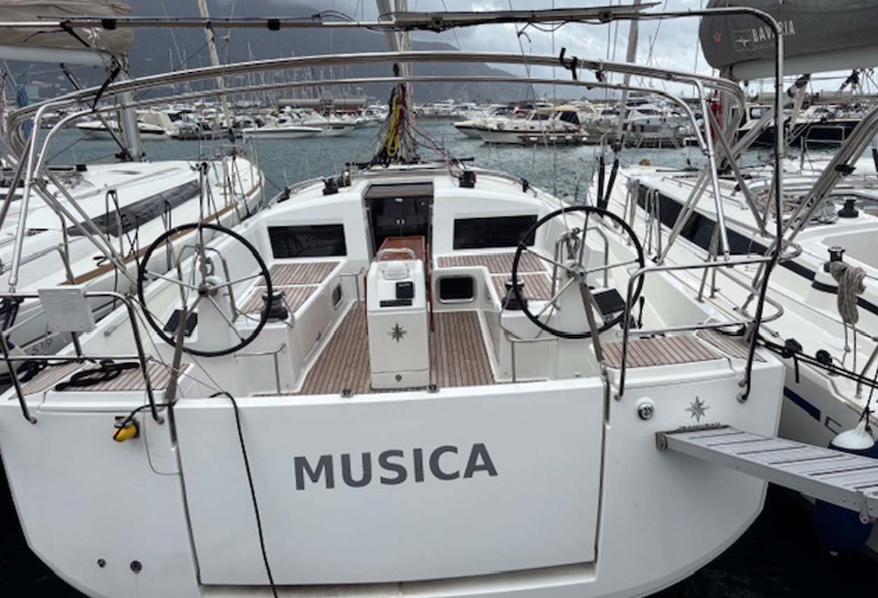 Sun Odyssey 440 (4 cab) „Musica“ als Charteryacht