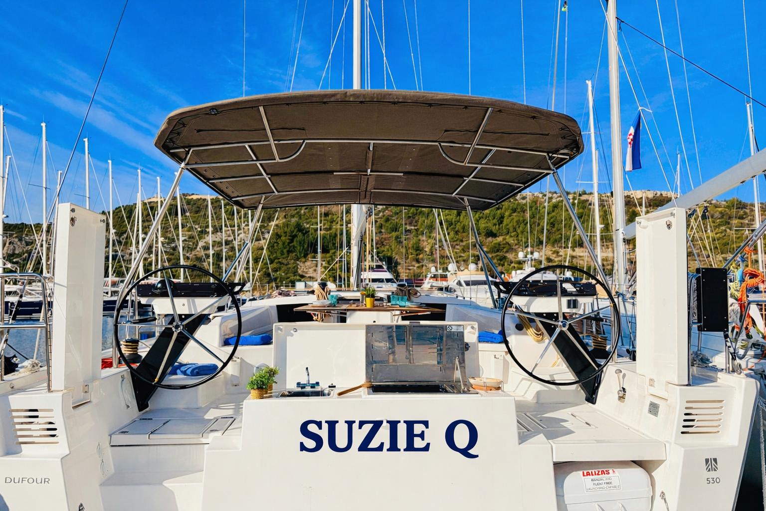 Dufour 530 „Suzie Q“ als Charteryacht