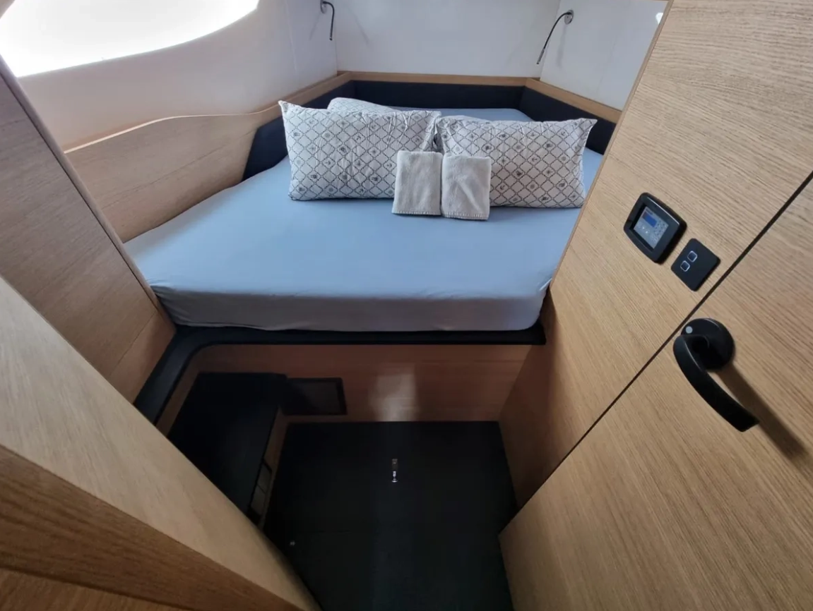 Elan E6 Contessa, Foto 2