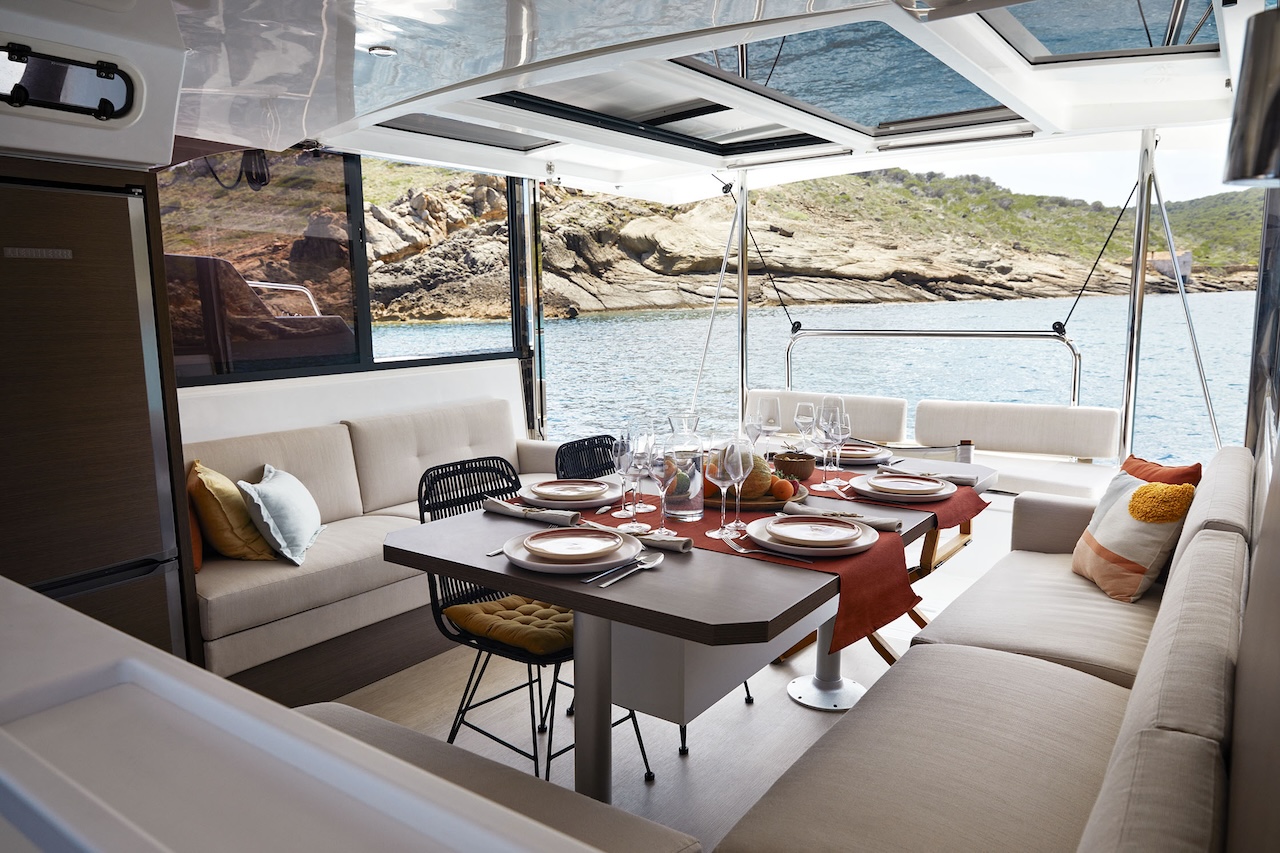 Bali Catspace „Deep Breath“ als Charteryacht