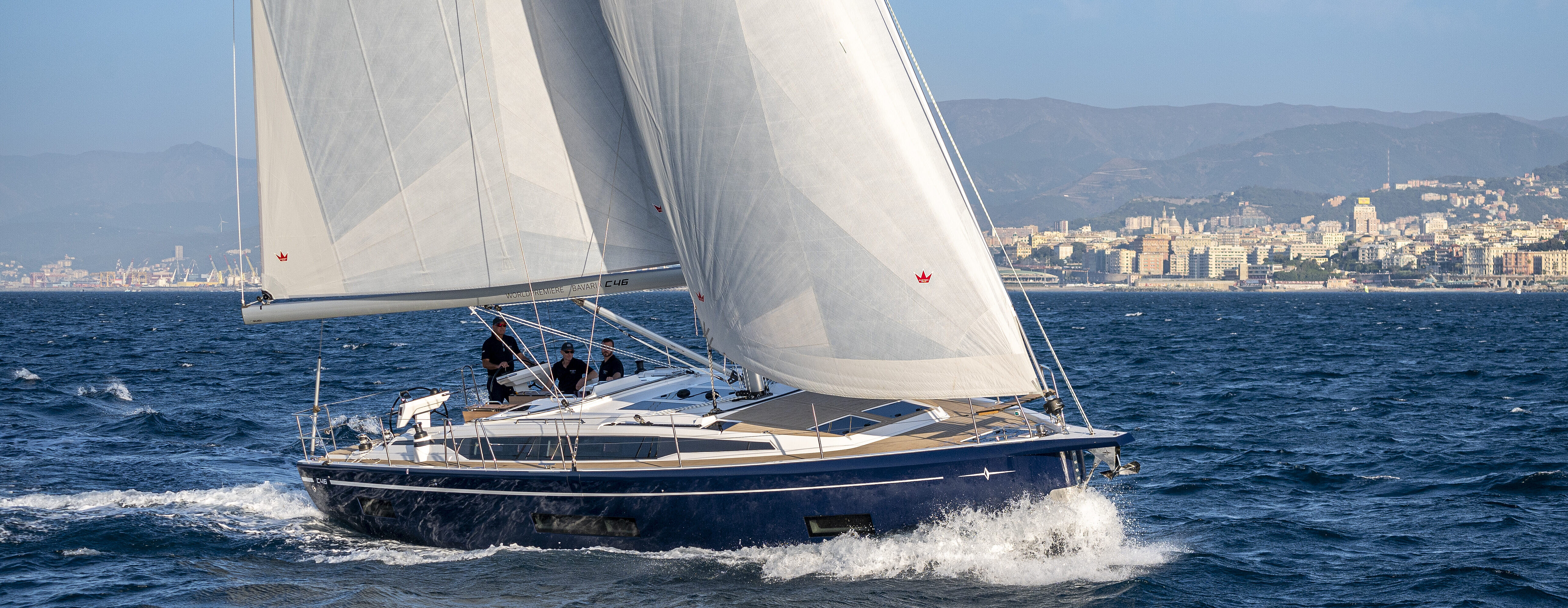 Bavaria C46 „Azzurra“ als Charteryacht