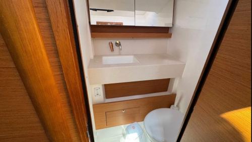 Dufour 470 Bedda Matri, Foto 3