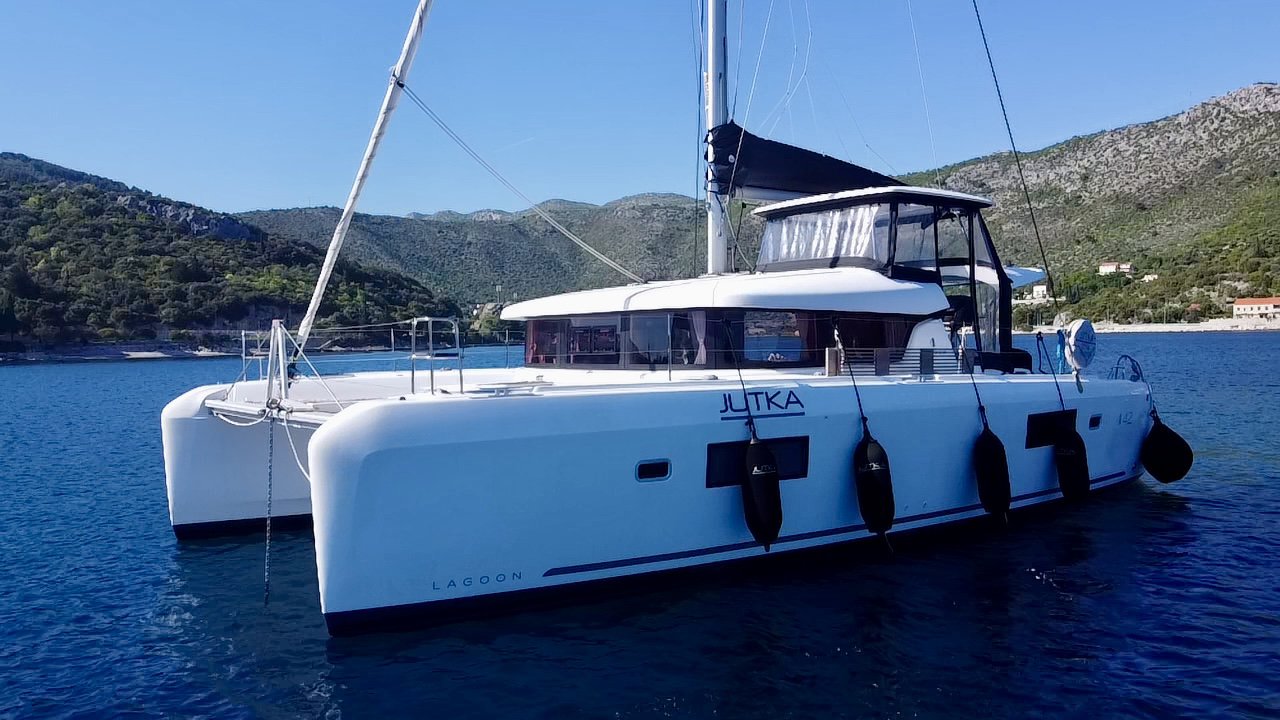 Lagoon 42 (3cab/3wc) Owner Version „Jutka“ als Charteryacht