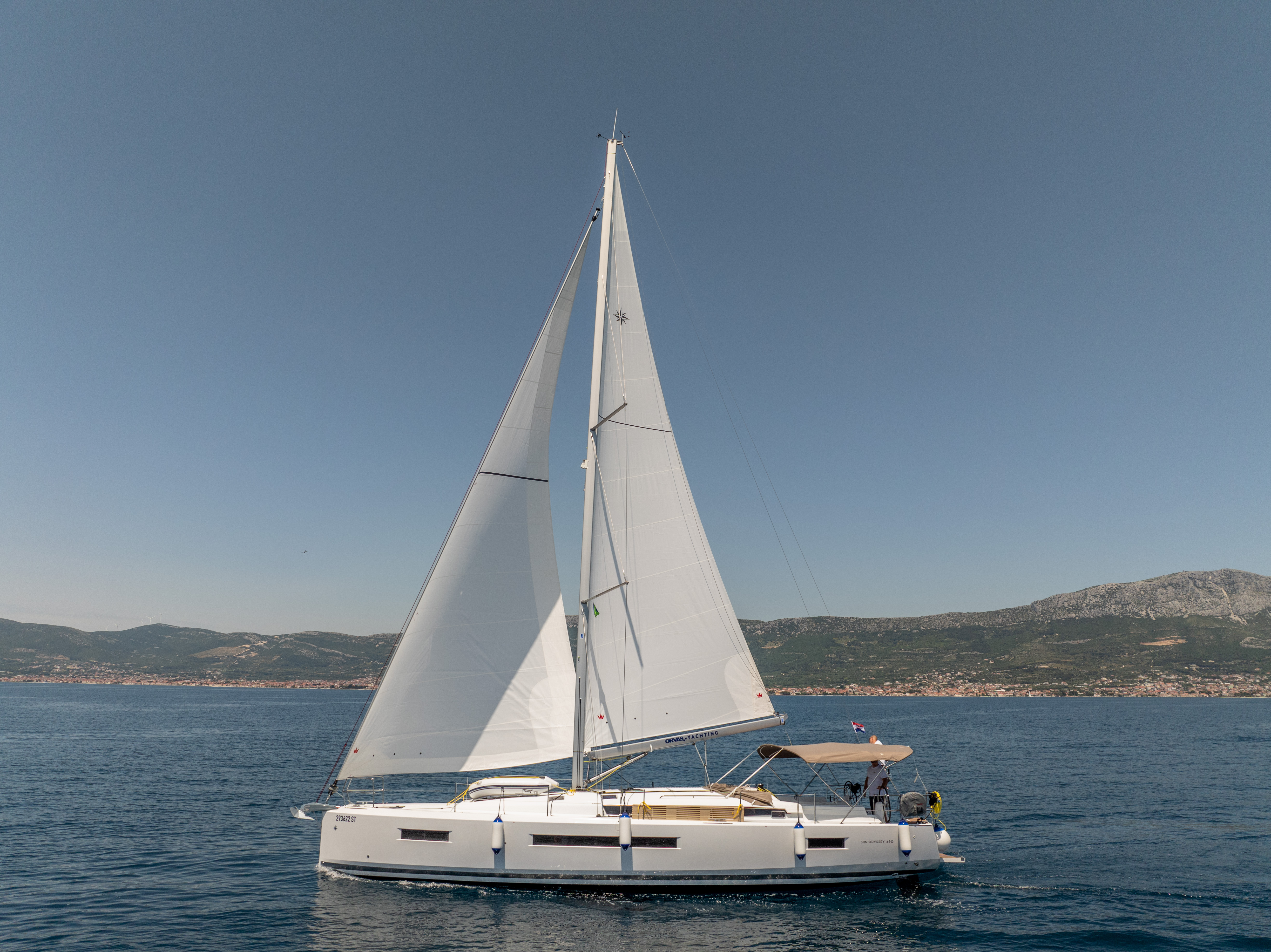Sun Odyssey 490 (5+1cab/3+1wc) „Osejava“ als Charteryacht