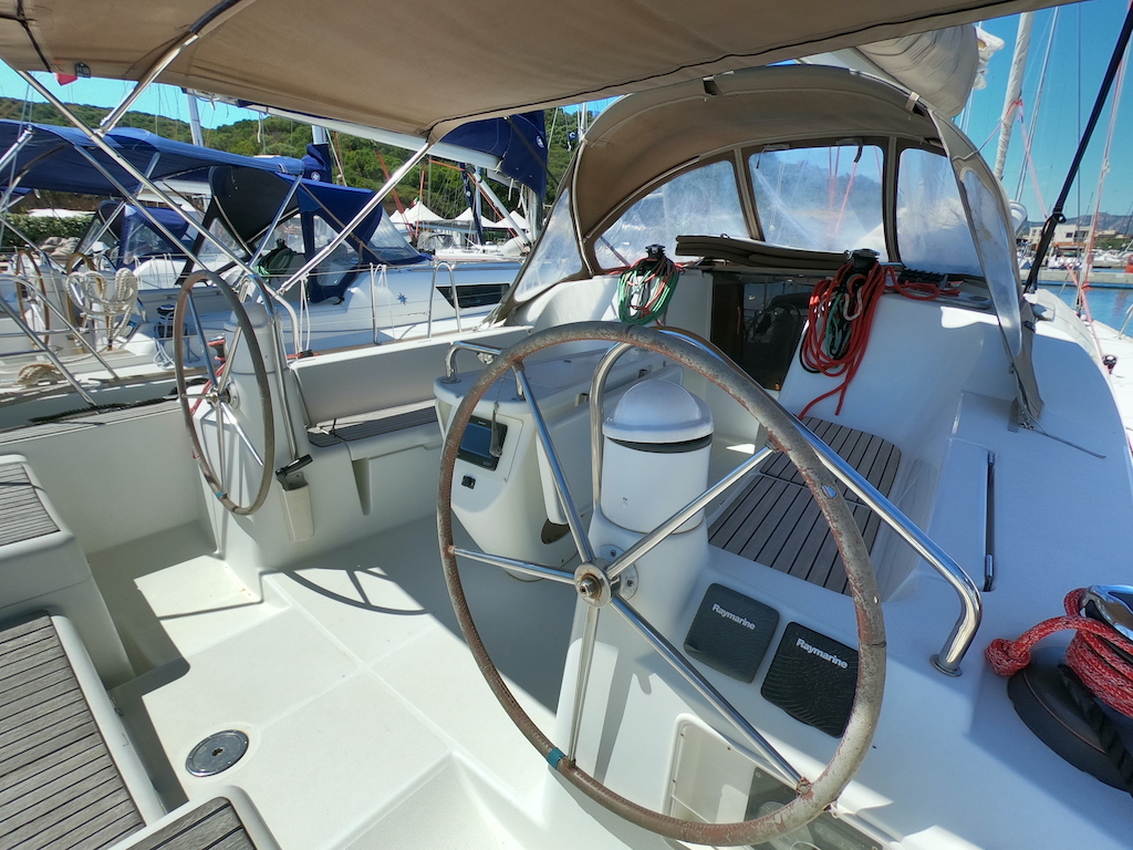 Sun Odyssey 42i Praha, Foto 2