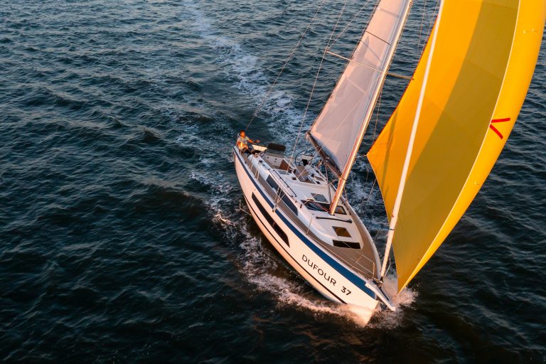 Dufour 37 (3 cab.) „Skiona“ als Charteryacht
