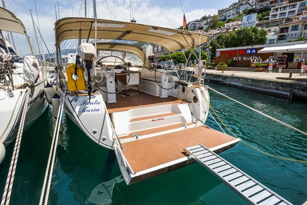 Bavaria Cruiser 45 „Santa Maria“ als Charteryacht