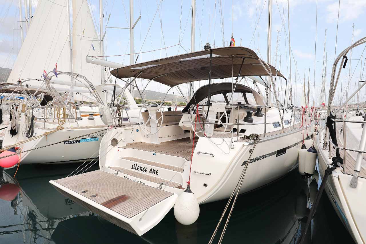 Bavaria Cruiser 51 „silence one“ als Charteryacht