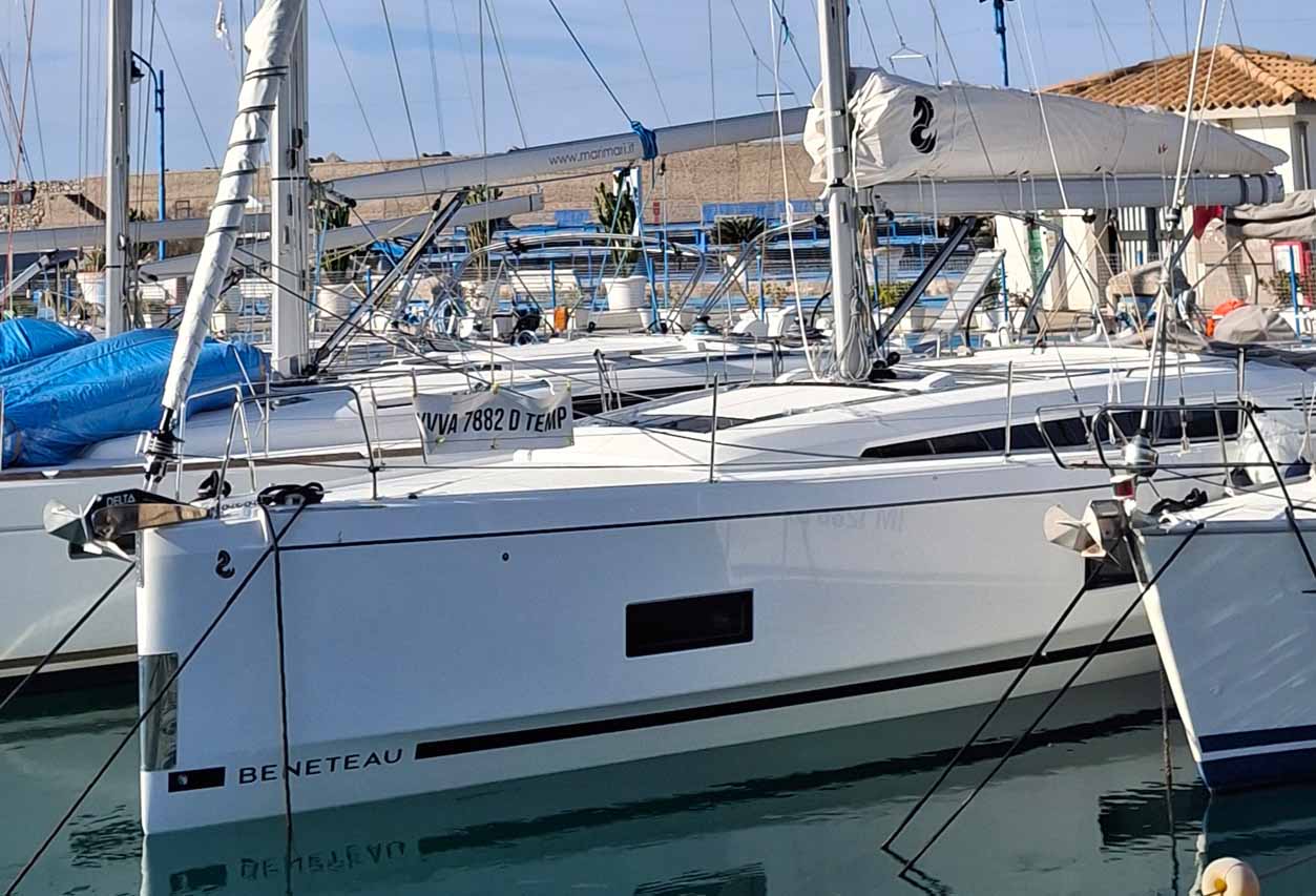 Oceanis 46.1 (5cab/3wc) „All of you“ als Charteryacht