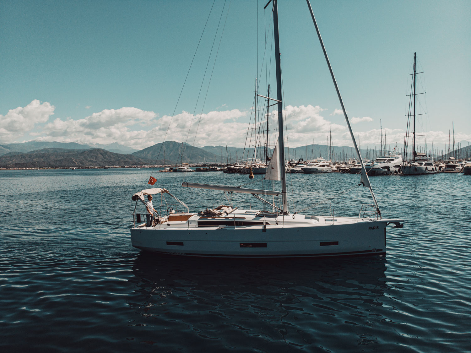 Dufour 390 Grand Large (3cab/2WC) „Paris“ als Charteryacht