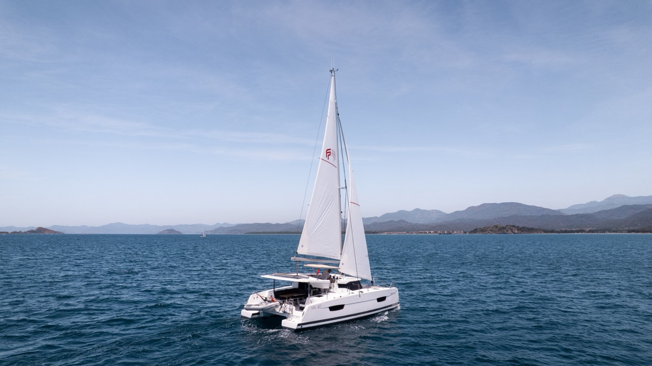 Isla 40 (4+1cab/4wc) „Portofino“ als Charteryacht
